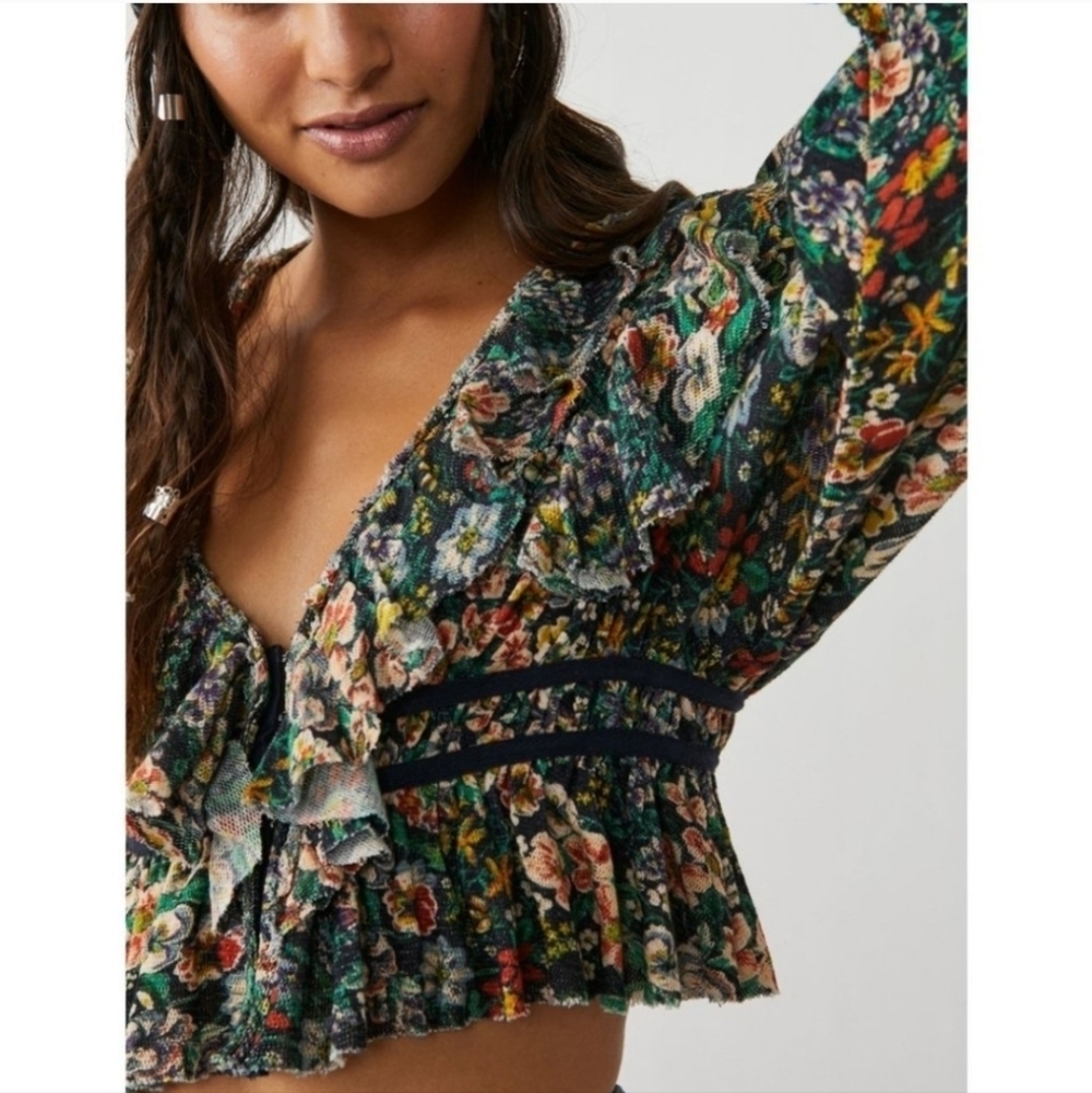 NWT Free People Rudi Ruffle Top In Green & Black Long Sleeve Cropped Size XS - Picture 16 of 16